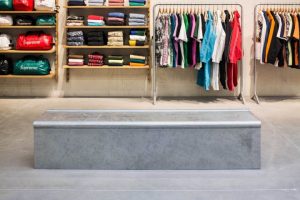 طراحی داخلی و اجرای فروشگاه